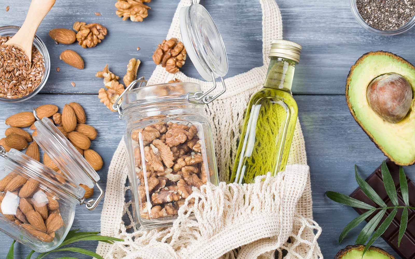 Natürliche Blutdrucksenker – Olivenöl, Nüsse & Co.